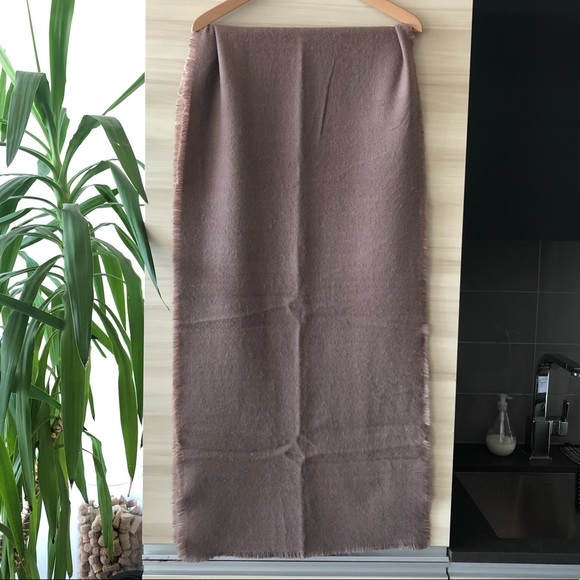 REVERSIBLE SCARF - Picture 1 of 4